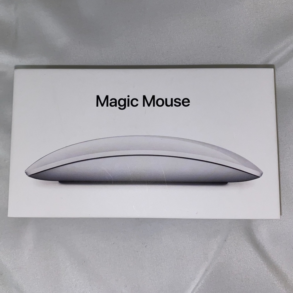 White Apple Magic Mouse